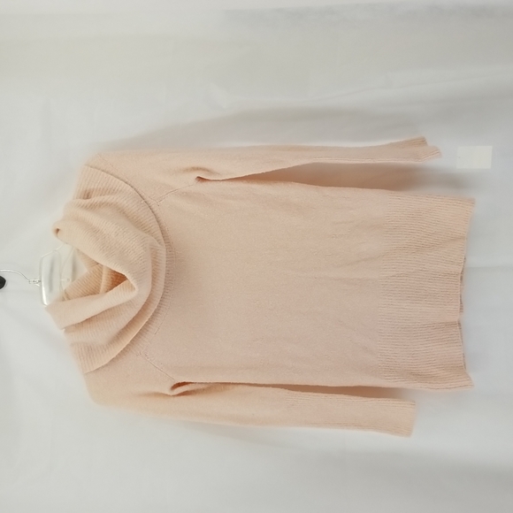 TROUVE Off the Shoulder Tunic Sweater in Pink Hero - Picture 1 of 14
